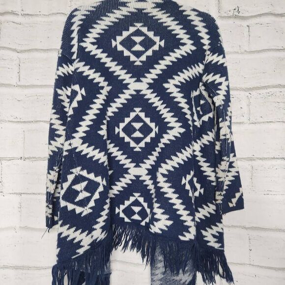 Francesca's Collection Womens Navy & White Aztec Fringe Poncho Cardigan M/L - Picture 10 of 14